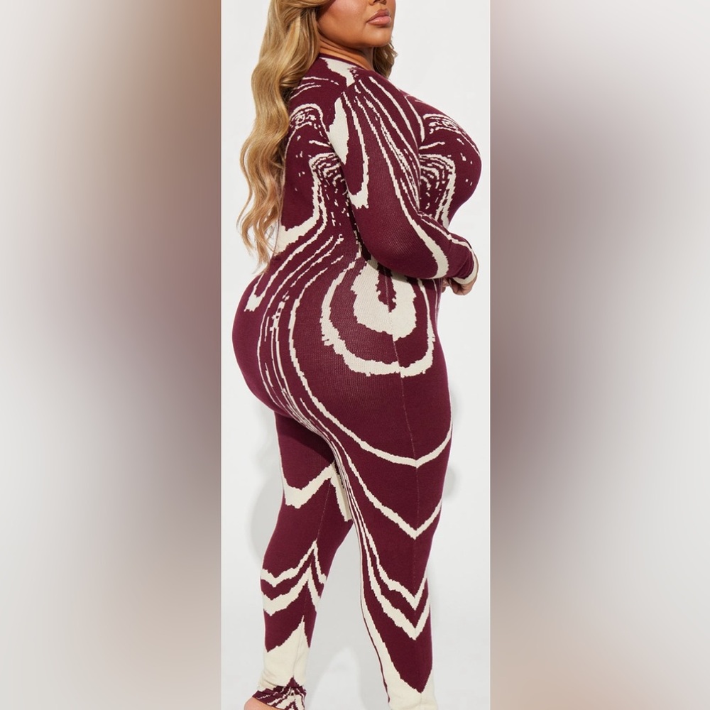 Womens burgundy/cream sweater jumpsuit - Picture 3 of 4